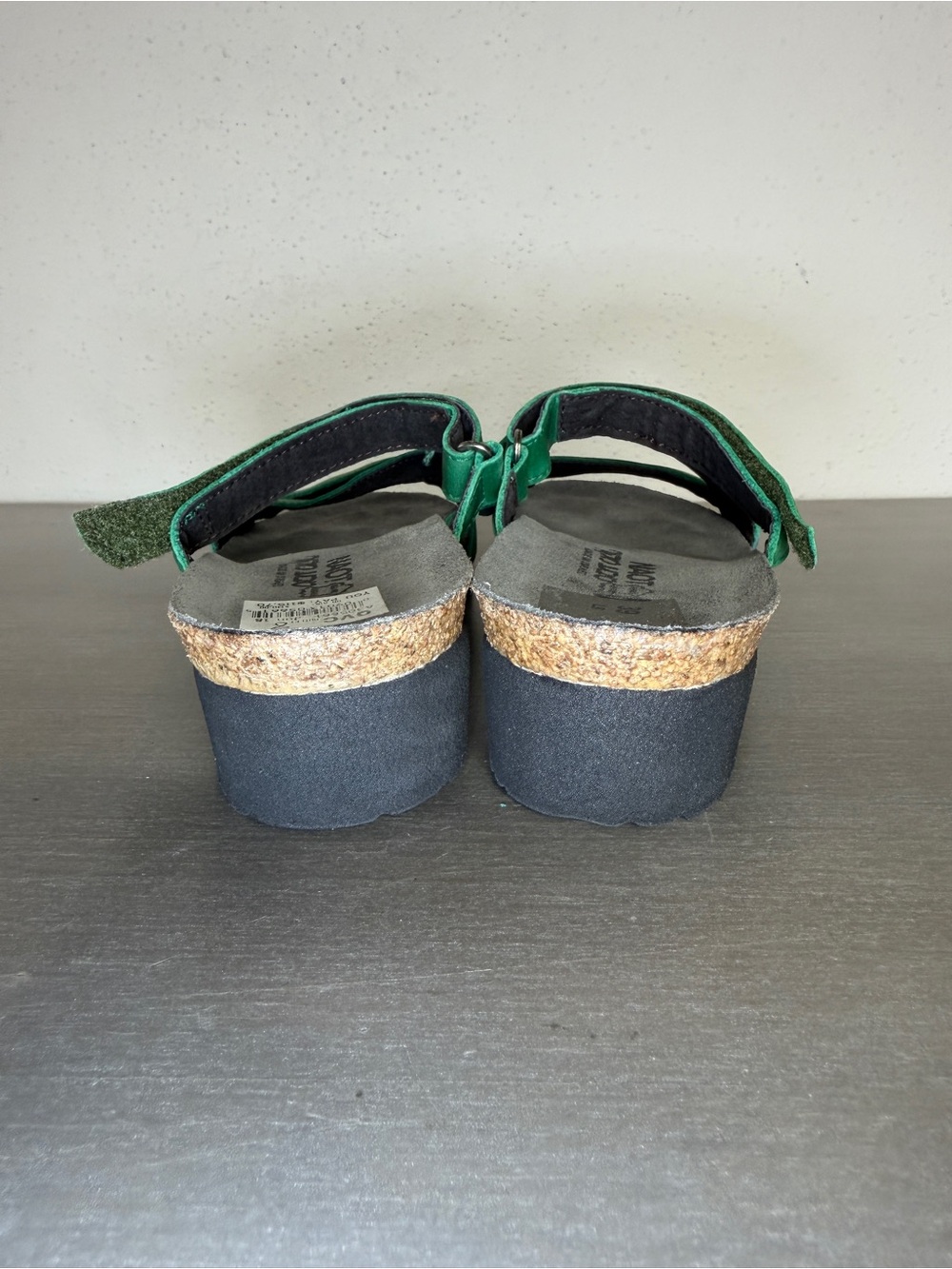Naot Gabriela Womens 8 Slide Emerald Green Leather Adjustable Slip On Sandal - Picture 7 of 9